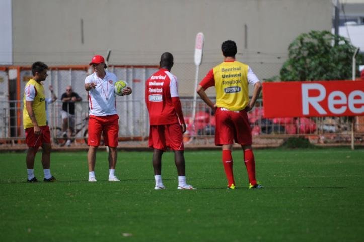 Inter enfrenta o Pe&ntilde;arol na pr&oacute;xima quinta-feira