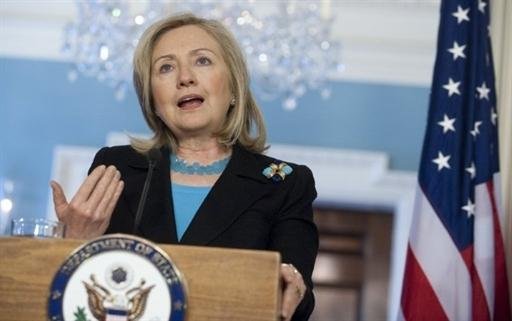 Tropas l&iacute;bias podem ter usado bombas de fragmenta&ccedil;&atilde;o, diz Hillary Clinton
