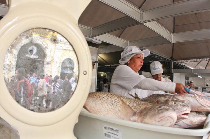 Feira do Peixe de Porto Alegre vendeu 295 toneladas e bateu recorde