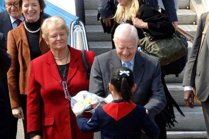 Jimmy Carter chega a Pyongyang em miss&atilde;o envolvendo a crise alimentar e a quest&atilde;o nuclear na pen&iacute;nsula coreana