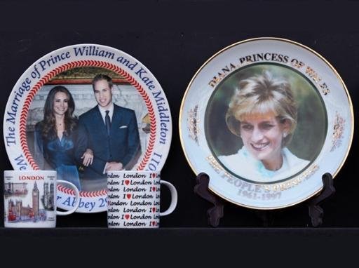 Bi&oacute;grafo da Fam&iacute;lia Real n&atilde;o acredita em repeti&ccedil;&atilde;o do drama de Charles e Diana