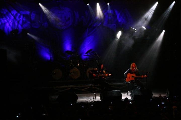 Celebra&ccedil;&atilde;o do metal com Helloween e Stratovarius