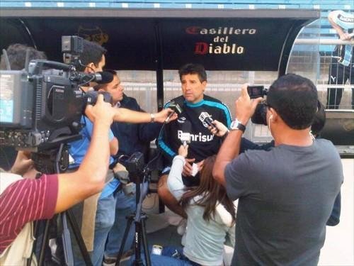 Renato promete sufocar o Universidad Cat&oacute;lica esta noite