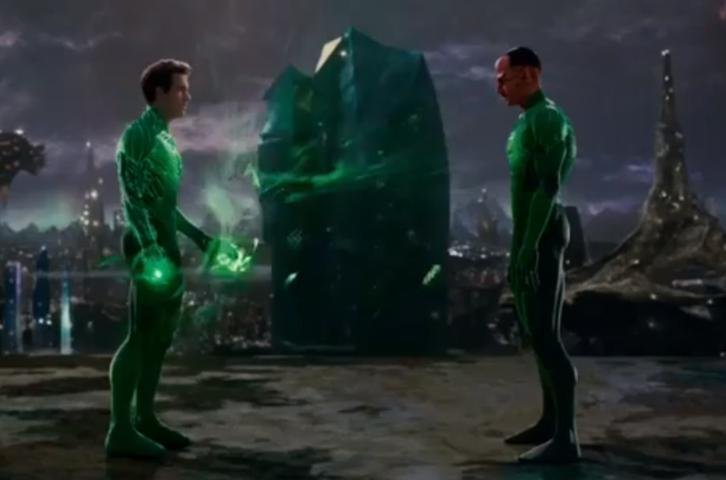 Filme conta a hist&oacute;ria de um homem que recebe super-poderes e precisa lutar contra um monstro