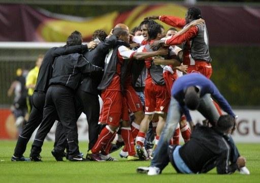 Braga elimina Benfica e decidir&aacute; Liga Europa com Porto