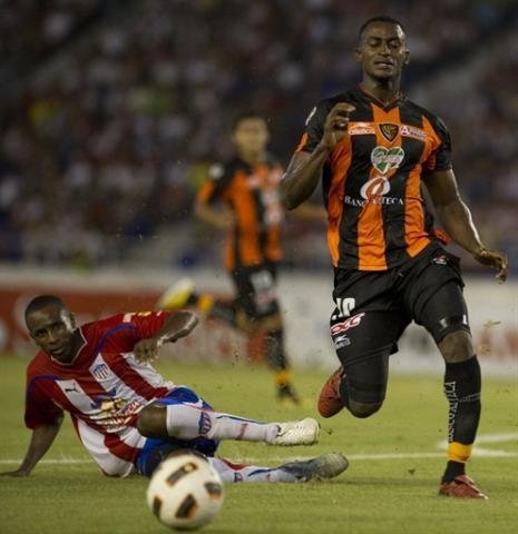 Jaguares empata no final e elimina Junior de Barranquilla da Libertadores