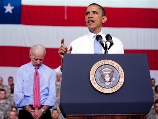 Obama condecora membros do comando que matou Bin Laden