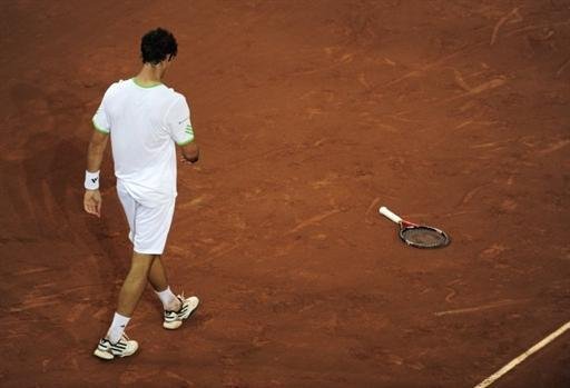 Bellucci luta, mas perde para Djokovic em Madri