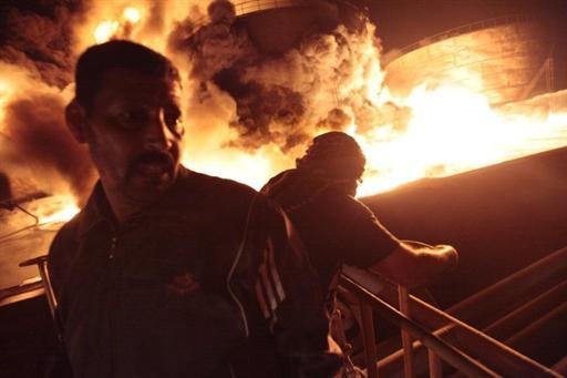 Mais de 740 mil pessoas fugiram da L&iacute;bia por causa de guerra civil