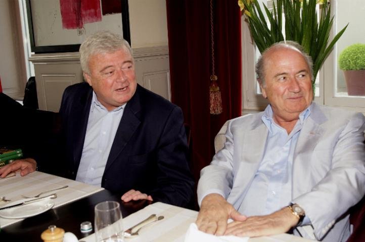 Teixeira rebate acusa&ccedil;&otilde;es e promete processar ingl&ecirc;s