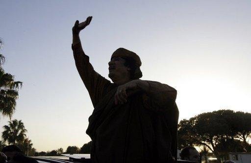 Otan afirma n&atilde;o saber se Muammar Kadhafi continua vivo