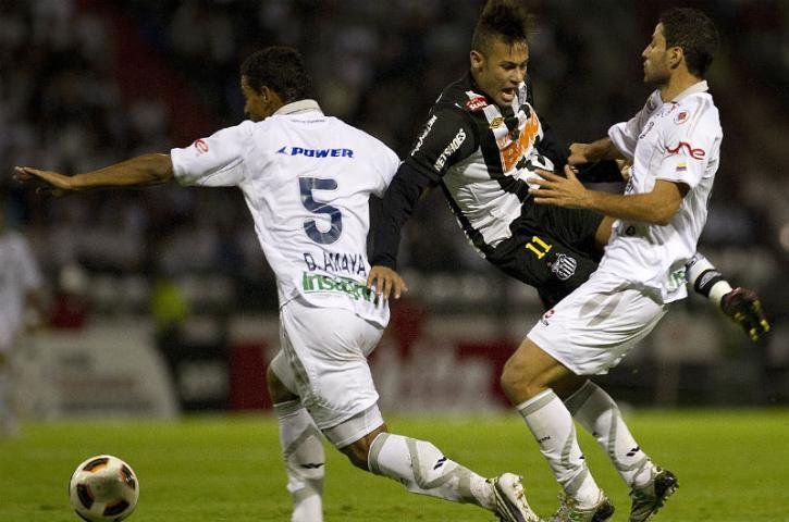 Santos faz 1 a 0 sobre o Once Caldas, na Col&ocirc;mbia, e est&aacute; perto das semifinais