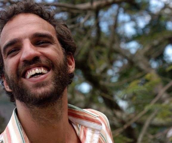 Marcelo Camelo faz show hoje em Porto Alegre