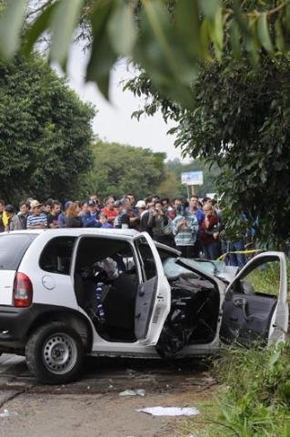 Sobreviventes de colis&atilde;o em Sapucaia do Sul seguem em estado grave