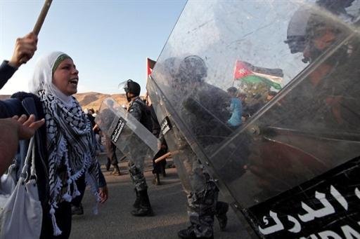 N&uacute;mero de mortos em repress&atilde;o a protestos palestinos sobe para 15