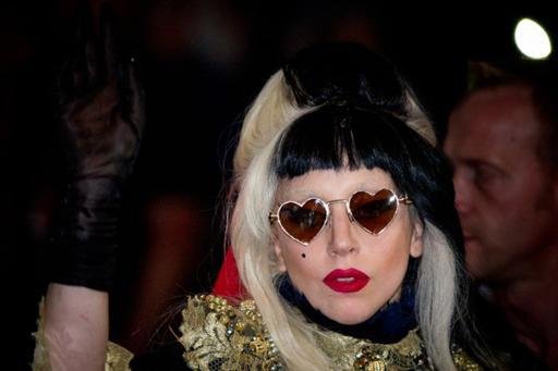 Lady Gaga &eacute; a primeira a reunir 10 milh&otilde;es de seguidores no Twitter