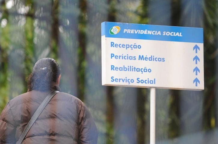 Piratini estuda aumento da al&iacute;quota da Previd&ecirc;ncia