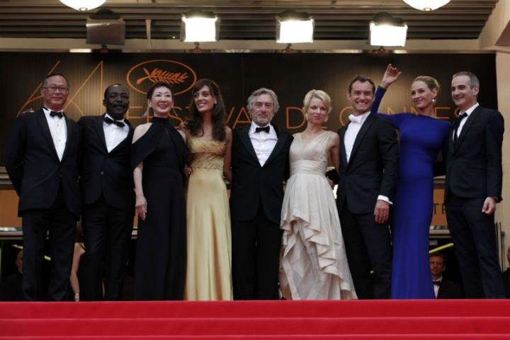 Os membros do j&uacute;ri Johnnie To, Mahamat-Saleh Haroun, Nansun Shi, Martina Gusman, Robert De Niro, Linn Ullmann, Jude Law, Uma Thurman e Olivier Assayas