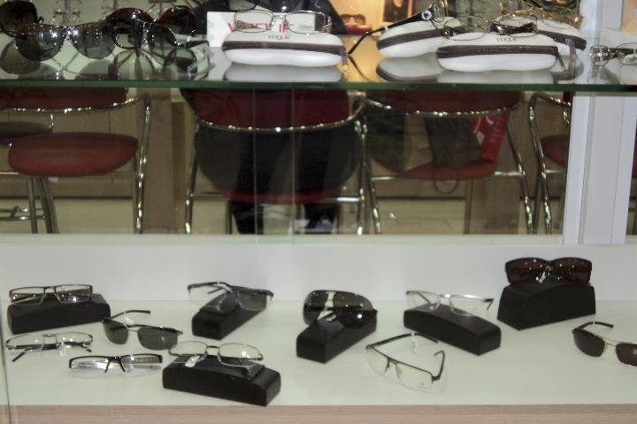 Procon de Porto Alegre autua sete lojas do Shopping Total
