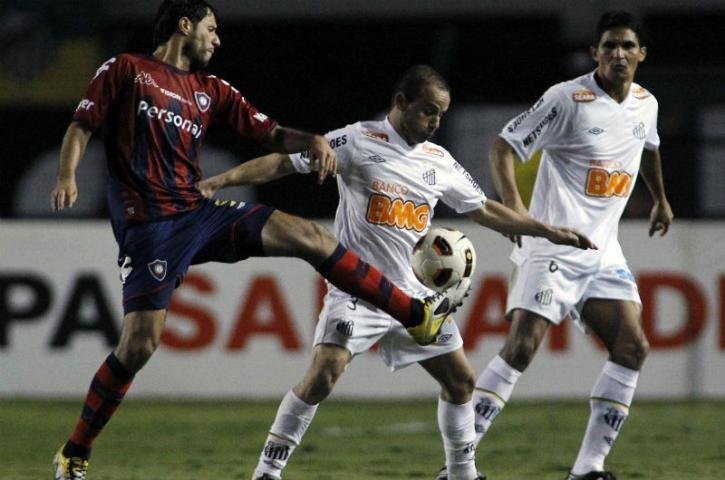 Santos vence Cerro por 1 a 0 e sai em vantagem na semifinal da Libertadores