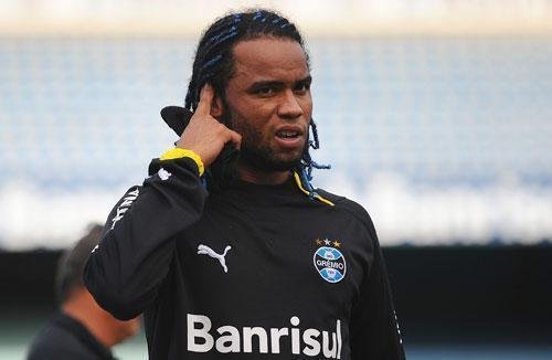 Jogador j&aacute; teria recebido propostas de outros clubes da S&eacute;rie A brasileira, entre eles o Flamengo