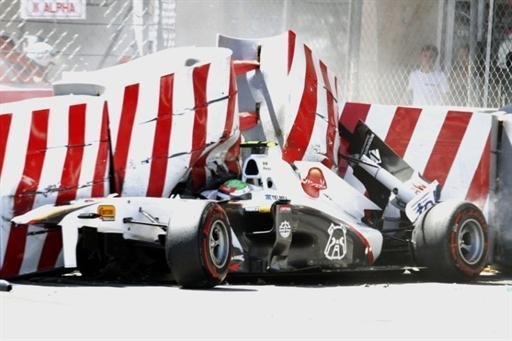 Sergio Perez sofreu acidente no treino para o GP de M&ocirc;naco, mas passa bem