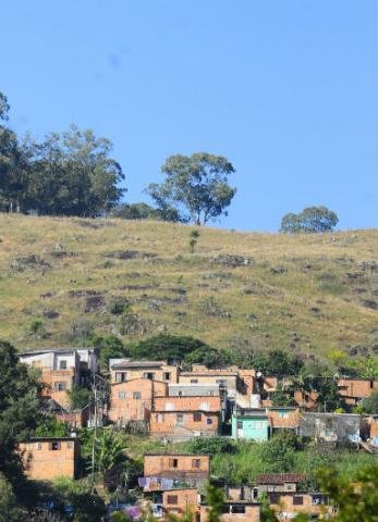 Demhab quer transferir 4,5 mil fam&iacute;lias de &aacute;reas de risco de Porto Alegre