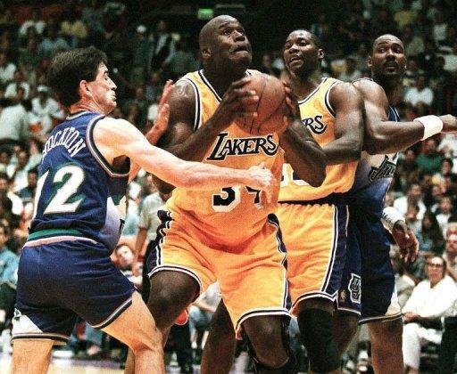 Shaquille O&acute;Neal anuncia aposentadoria
