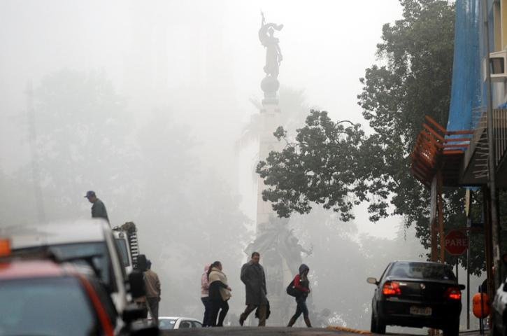 Porto Alegre come&ccedil;ou o dia com forte nevoeiro e registrou 6,8&ordm;C durante a madrugada