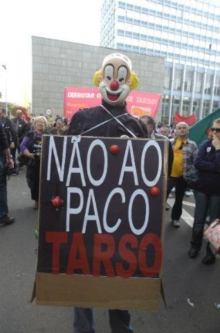 A principal reivindica&ccedil;&atilde;o &eacute; a retirada do programa da sustentabilidade financeira, o chamado `PacoTarso&acute;