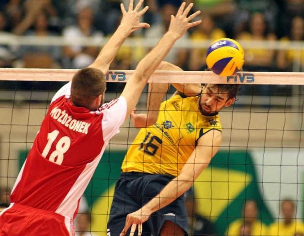 Brasil vence a Pol&ocirc;nia pela Liga Mundial