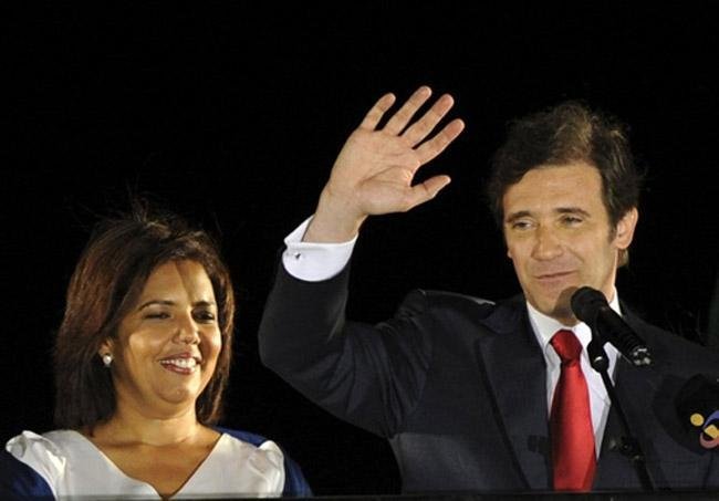 Oposi&ccedil;&atilde;o de centro-direita vence elei&ccedil;&atilde;o em Portugal
