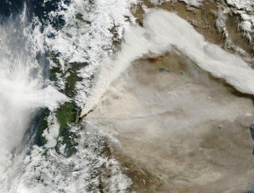 Atividade de vulc&atilde;o diminui, mas h&aacute; temor de avalanches no Chile