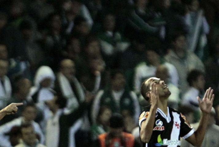 Vasco &eacute; campe&atilde;o da Copa do Brasil em jogo emocionante com o Coritiba