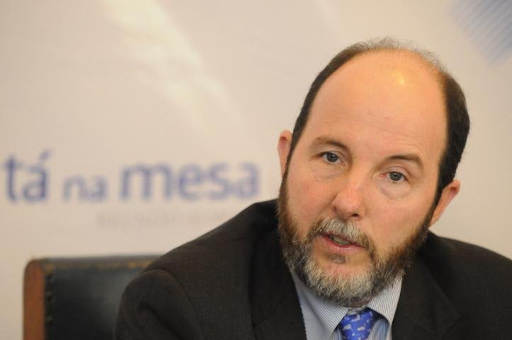 Ex-presidente do BC diz que Brasil chegou ao limite da infraestrutura em aeroportos