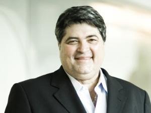 Record contrata Jos&eacute; Luiz Datena
