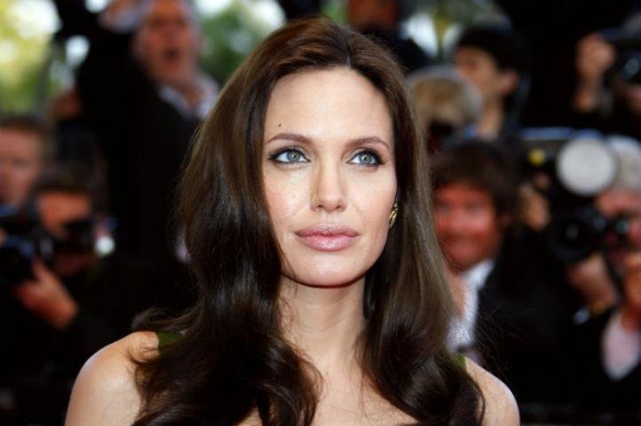 Turquia libera visita de Angelina Jolie a refugiados s&iacute;rios