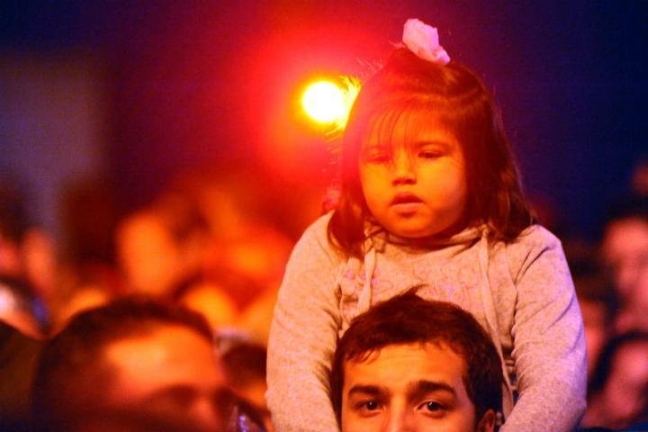 Crian&ccedil;as tamb&eacute;m estavam presentes no show