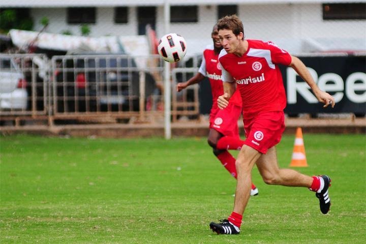 Bolatti termina recupera&ccedil;&atilde;o e est&aacute; liberado para jogar 