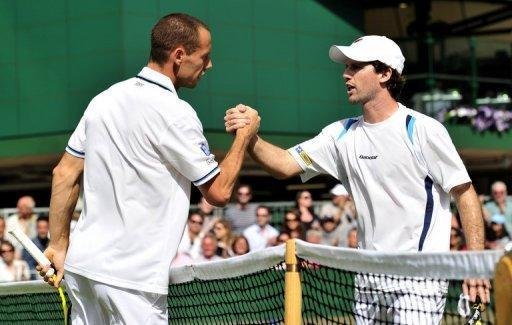 Ricardo Mello perde para Michael LLodra e cai na segunda rodada de Wimbledon
