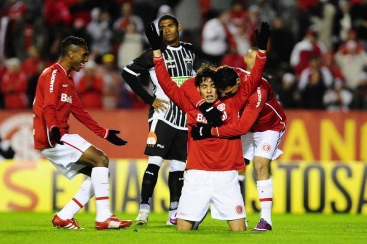 Vit&oacute;ria deste domingo foi a primeira em casa no Brasileir&atilde;o