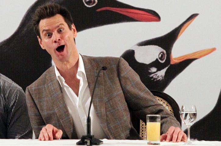 &Eacute; imposs&iacute;vel ficar s&eacute;rio perto os pinguins, diz Jim Carrey