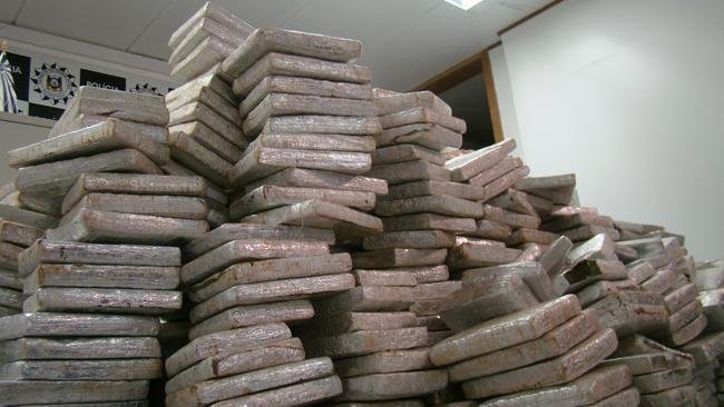 Denarc incinera mais de 2 toneladas de drogas em Charqueadas