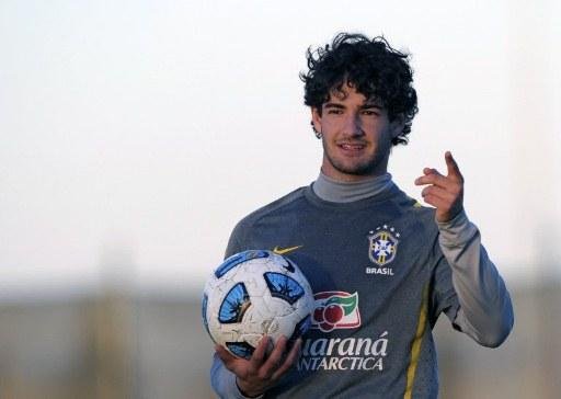 Chegou a minha hora na Sele&ccedil;&atilde;o, avisa Pato
