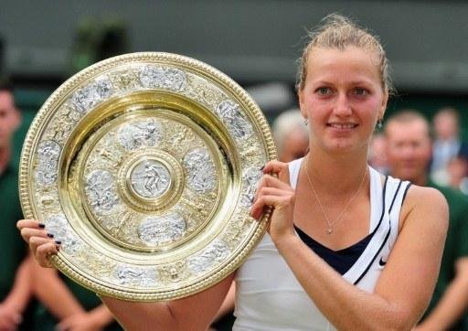 Kvitova bate Sharapova e conquista t&iacute;tulo de Wimbledon