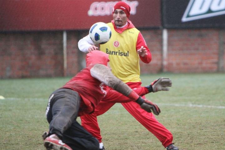 Gui&ntilde;azu projeta uma final contra o Atl&eacute;tico-PR na pr&oacute;xima quarta