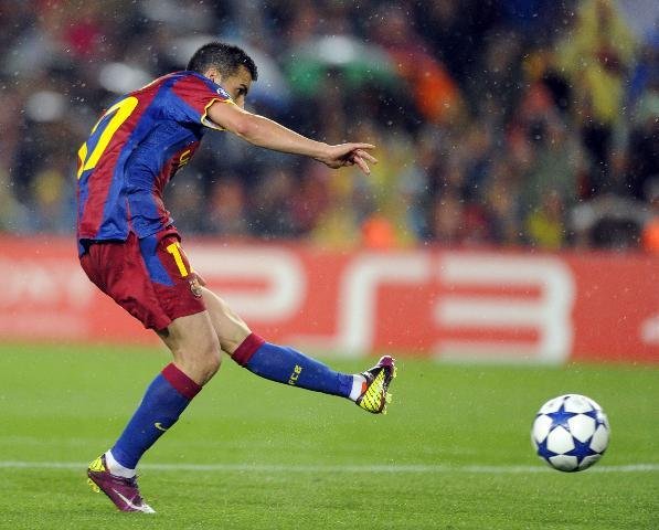 Barcelona renova com Pedro e aumenta multa rescis&oacute;ria para 150 milh&otilde;es