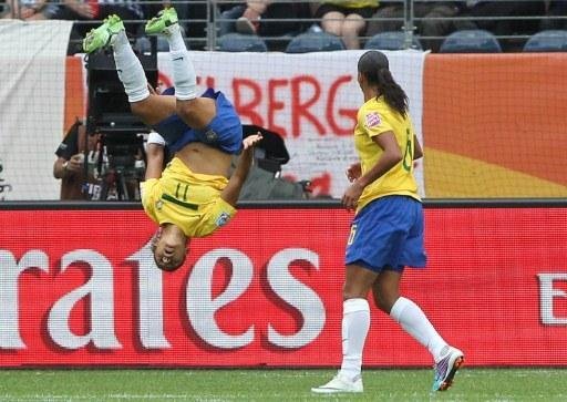 Brasil goleia Guin&eacute; e conquista a lideran&ccedil;a do Grupo D