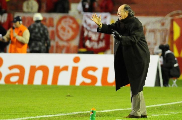 Time de Falc&atilde;o chegou momentaneamente &agrave; terceira posi&ccedil;&atilde;o do Brasileir&atilde;o
