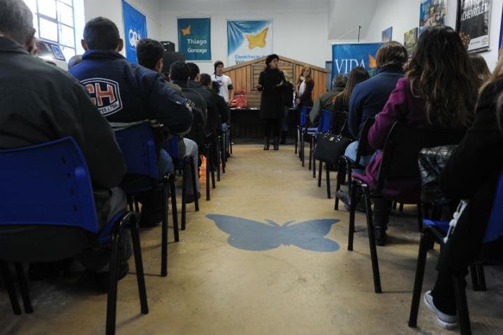 Por tr&acirc;nsito mais seguro, caminhoneiros recebem capacita&ccedil;&atilde;o em Porto Alegre